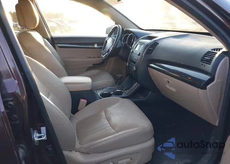 2013 Kia Sorento Ex V6 z USA, uszkodzony, nr VIN 5XYKUDA24DG393098